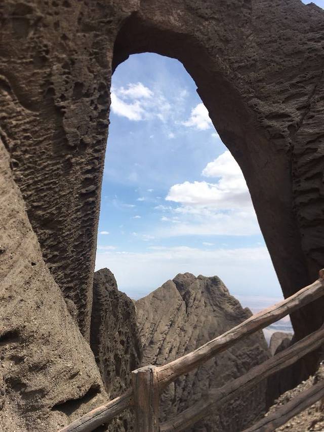 阿图什天门景区