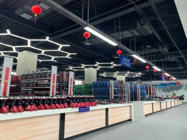 五峰国际滑雪场