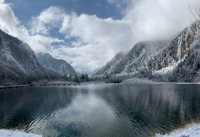 "风景很好，最美的雪景。导游小姐姐人很好，司机师傅车开很稳，整个行程特别好_毕棚沟滑雪场"的评论图片