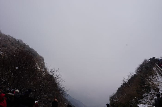卧虎山滑雪场旅游景点图片