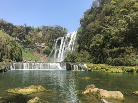 银链坠潭瀑布旅游景点攻略图