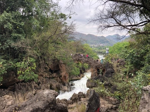 银链坠潭瀑布旅游景点攻略图