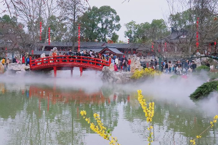 "【电子票】直接刷手机二维码入园，不用取票。但是比现场购票便宜10块。【位置】东湖磨山站_东湖樱花园"的评论图片