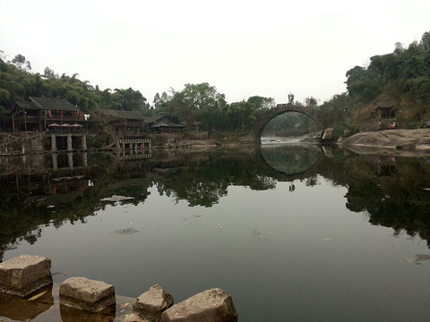广安红色文化影视城旅游景点图片