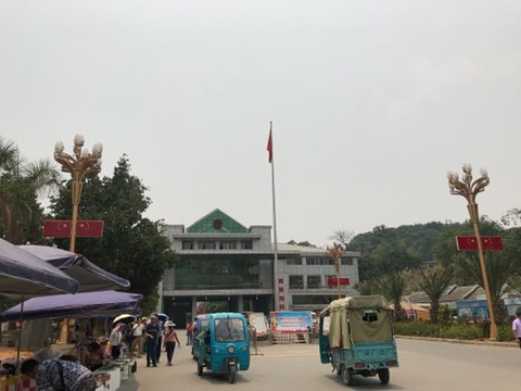 中缅友谊街旅游景点攻略图