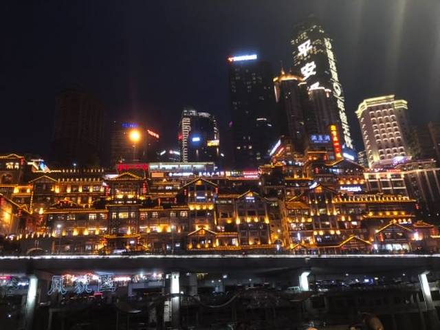 两江夜游·金碧系列游船