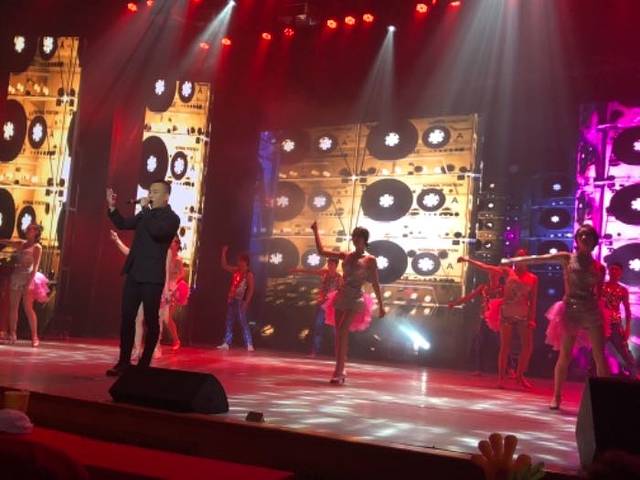 东北情二人转剧场