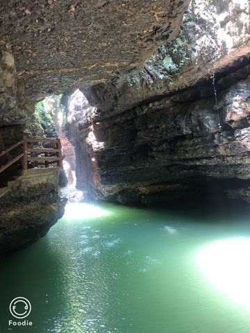 "华蓥山国家地质公园的较为精华处，喀斯特特征明显，有各种瀑布、峡谷（地缝）、洞穴、一路上还有水流..._天意谷"的评论图片