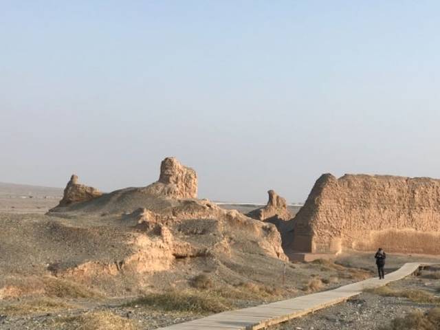 苏巴什佛寺遗址