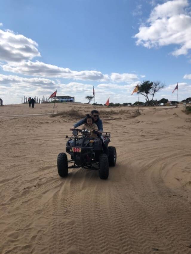 草甘沙漠旅游区