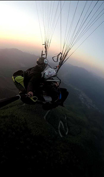 中国滑翔伞训练基地旅游景点攻略图
