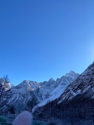 "12.4出发毕棚沟旅游 景色很漂亮 导游..._毕棚沟滑雪场"的评论图片