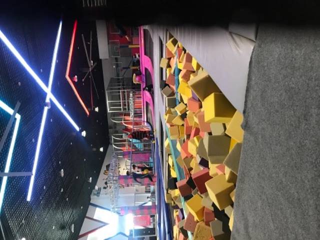 贝特城多元运动中心蹦床公园(淄博店)