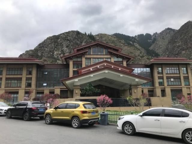 新疆天赐圣泉度假酒店温泉