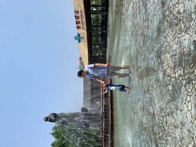 安吉奇幻嘉乐比景区