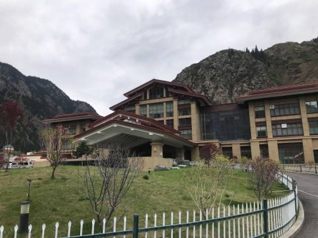 新疆天赐圣泉度假酒店温泉