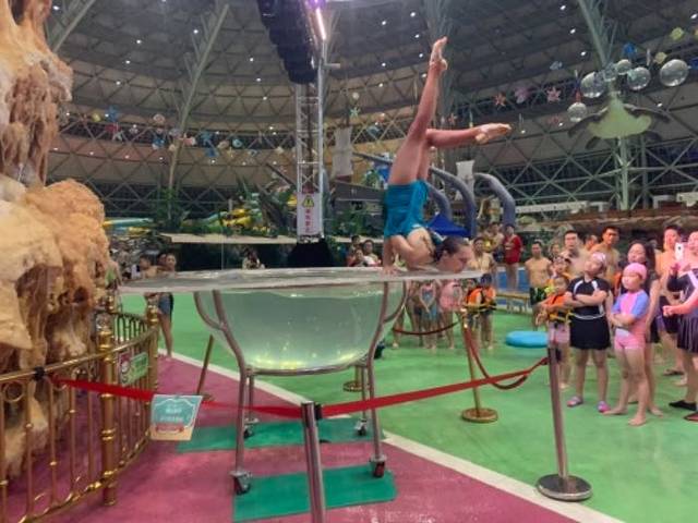 东方山水乐园水之王国(全室内水公园)