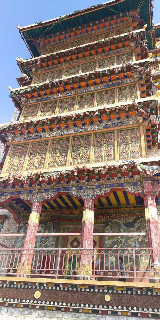 满巴拉僧庙旅游景区