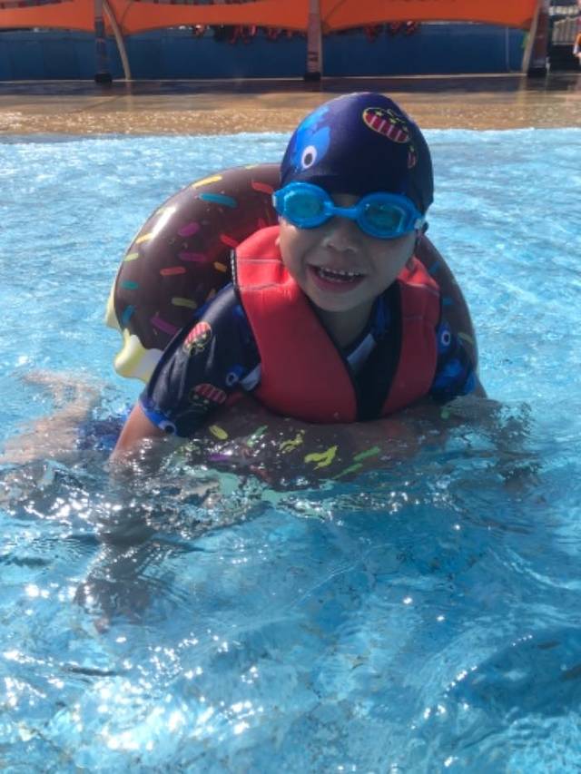 青鱼湾水上乐园