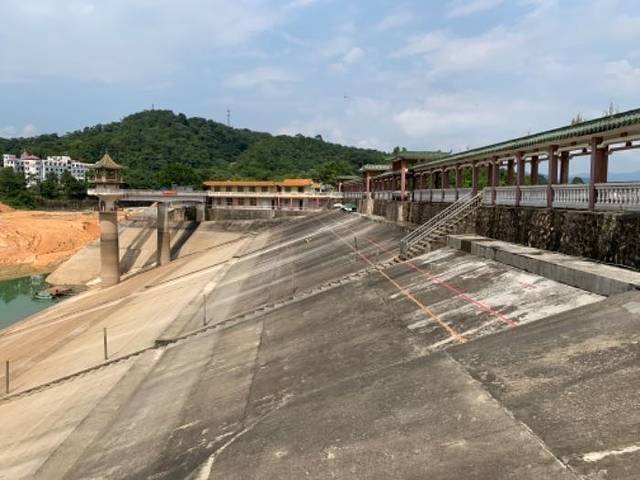 天湖旅游风景区