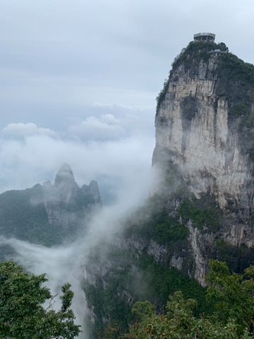 "几天时间遍览各个景点，省心省时省钱。推荐！此次遇见湘西真的还不错哦！适合跟我一样懒得做攻略的朋友_袁家界景区"的评论图片