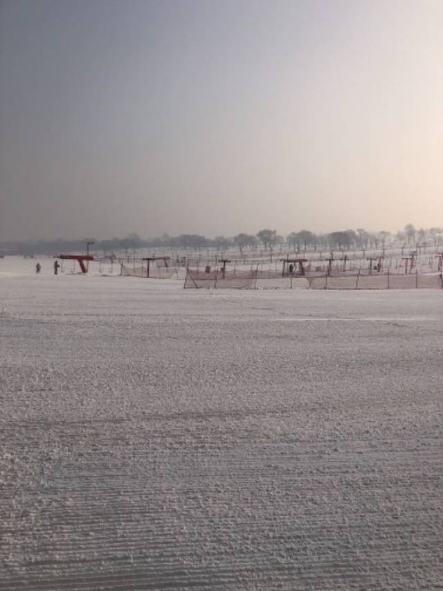天恒山冰雪运动大世界