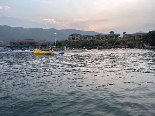 森林海嬉水乐园