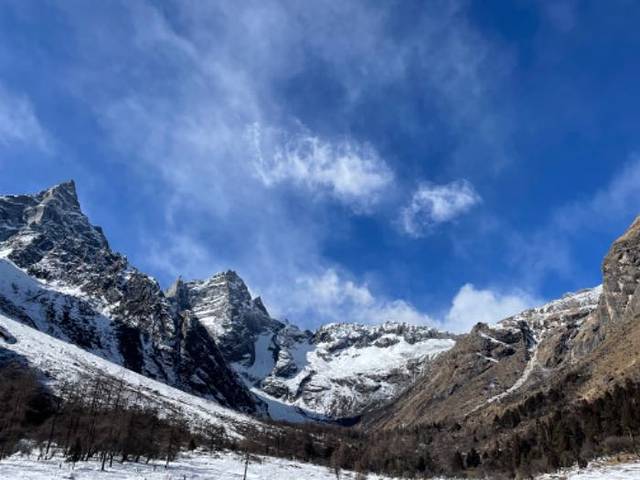 毕棚沟娜姆湖森林暖池温泉