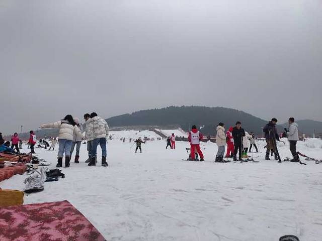 蟠龙山滑雪场
