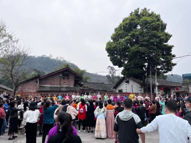 只有峨眉山·戏剧幻城